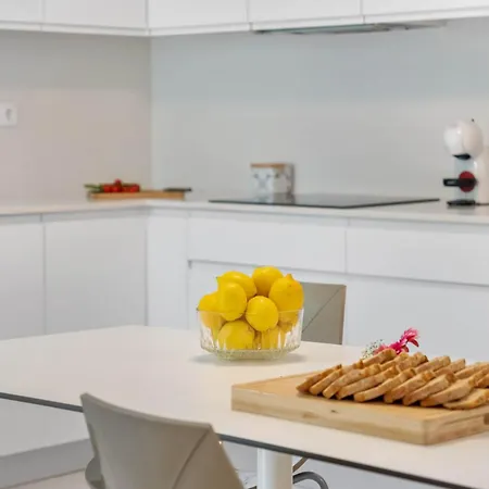 Atlantic Pebble Ii Apartment